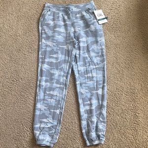 Athleta Blue Camo-print joggers/sweatpants